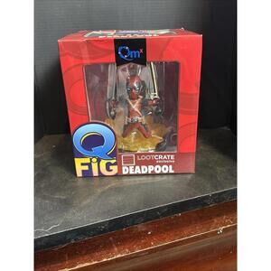 Marvel QMx Q-Fig Deadpool Loot Crate Exclusive Vinyl Figure NIB